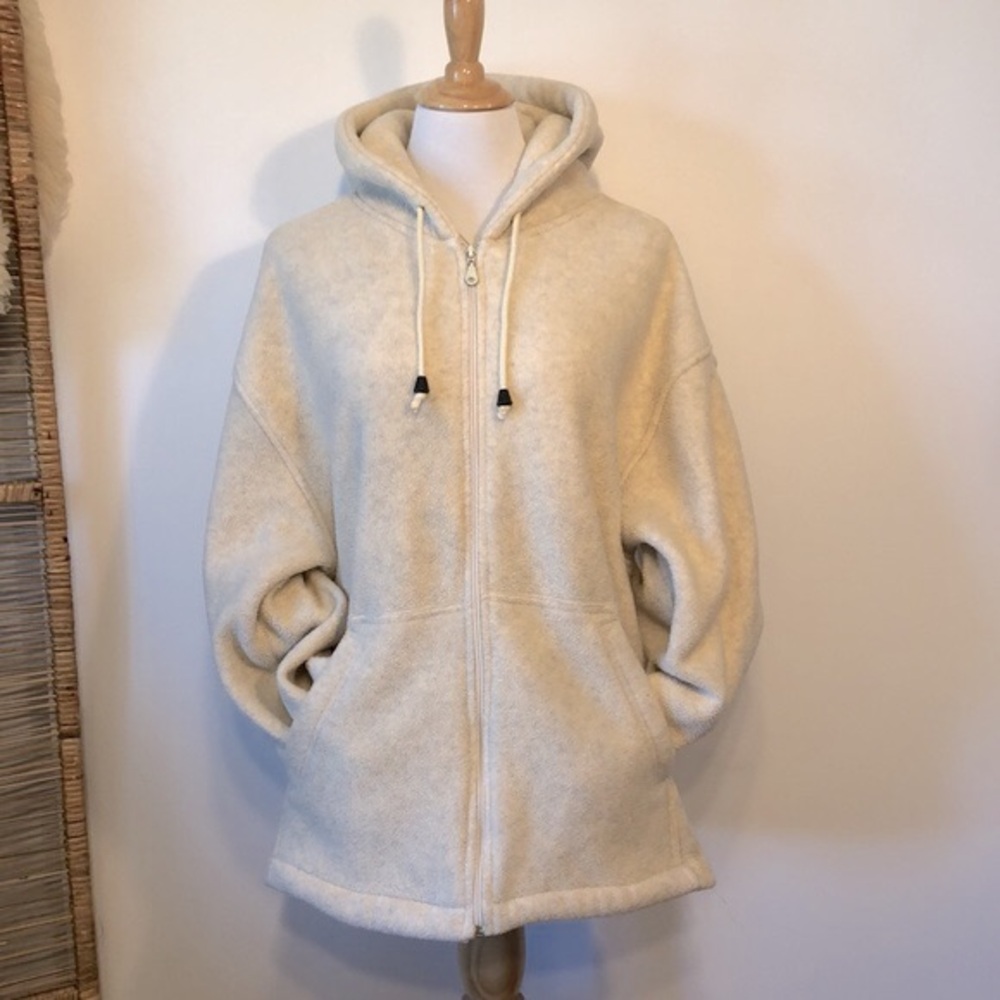 BODY EQUIPMENT-Cream White Fuzzy Fleece Zip Hoodie Jacket Size X-Large/14